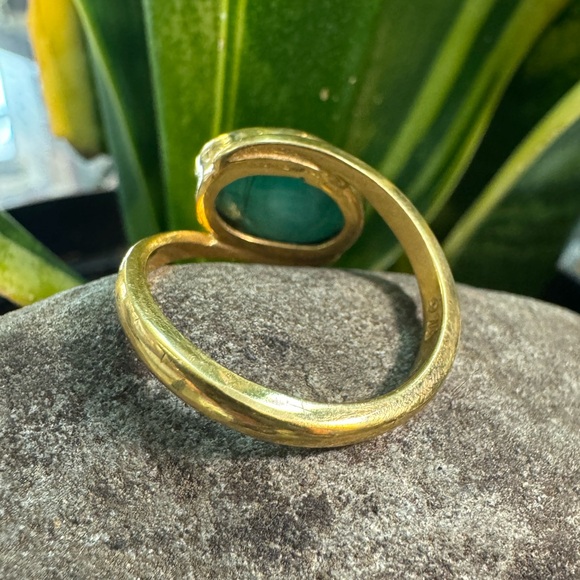 22k Emerald Ring - Picture 4 of 6